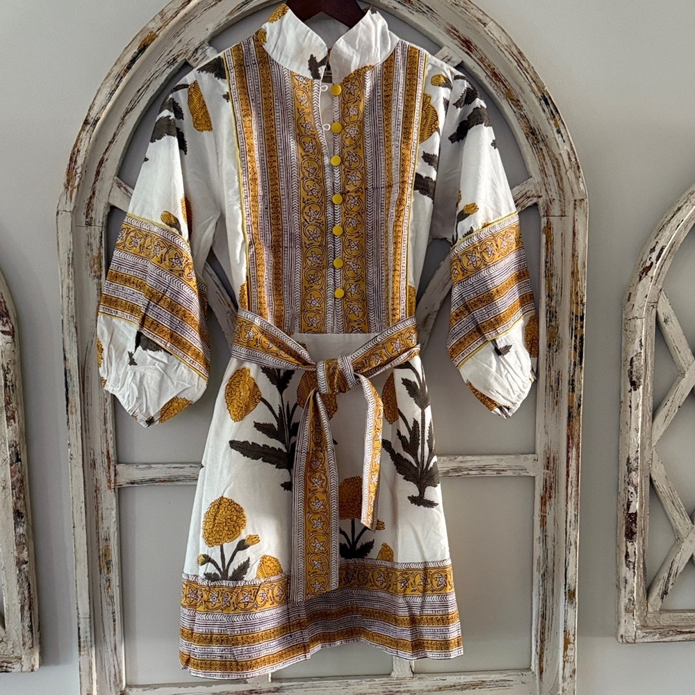 SLV Yellow and White Patterned Dress- Size 4/6- NWT